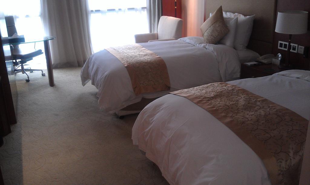 Xi'An Qu Jiang Yin Zuo Hotel Bagian luar foto