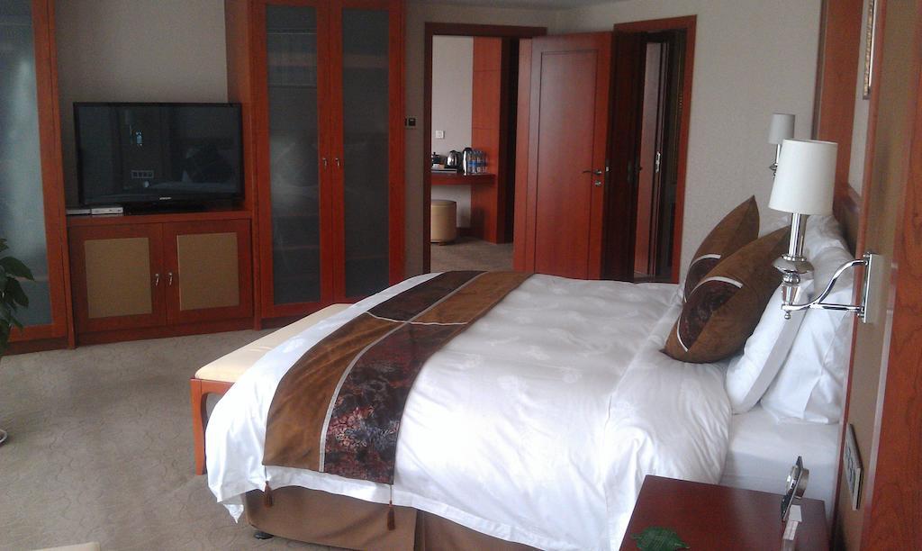 Xi'An Qu Jiang Yin Zuo Hotel Bagian luar foto