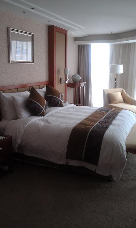 Xi'An Qu Jiang Yin Zuo Hotel Bagian luar foto